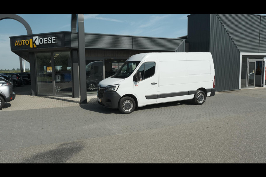 Renault Master T35 2.3 dCi 135 L2H2 Comfort | Trekhaak | Camera | Navigatie | Apple Carplay