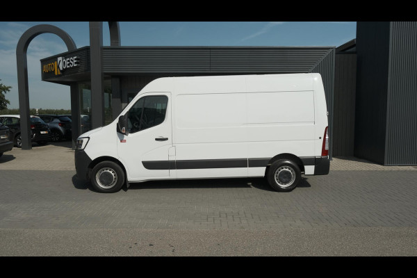 Renault Master T35 2.3 dCi 135 L2H2 Comfort | Trekhaak | Camera | Navigatie | Apple Carplay