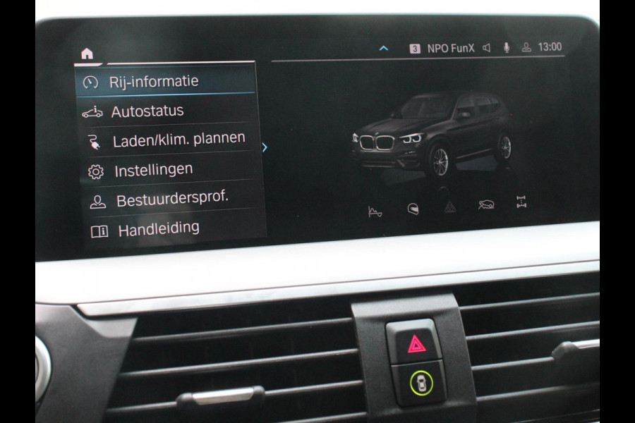 BMW X3 xDrive30e Plug in Hybride Advantage Automaat | Navigatie | Climate Control | Adaptive Cruise Control |Head up display | Led | Dab | Parkeer sensoren V+A | Stoelverwarming | Camera