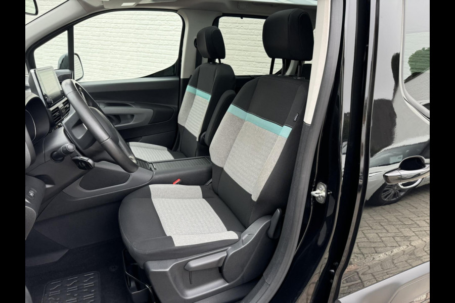 Citroën Berlingo 1.2 PureTech Shine Navigatie Pdc voor en achter Cruise Panorama 4 Seizoenen banden