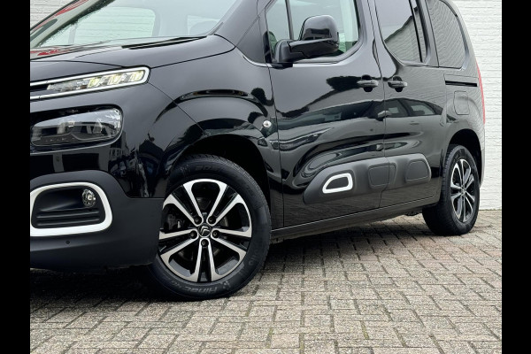 Citroën Berlingo 1.2 PureTech Shine Navigatie Pdc voor en achter Cruise Panorama 4 Seizoenen banden