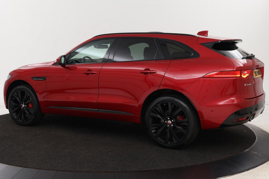 Jaguar F-Pace 3.0 V6 S First Edition AWD | Origineel NL | 360 Camera | Adaptive Cruise | Head-up | Trekhaak | Memory | Carplay | Keyless