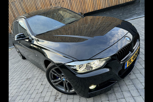 BMW 3 Serie Touring 318i M Sport Automaat | Leer | Panoramadak | Elektrisch verstelbare stoelen | Achteruitrijcamera | HiFi Audio | Parkeers