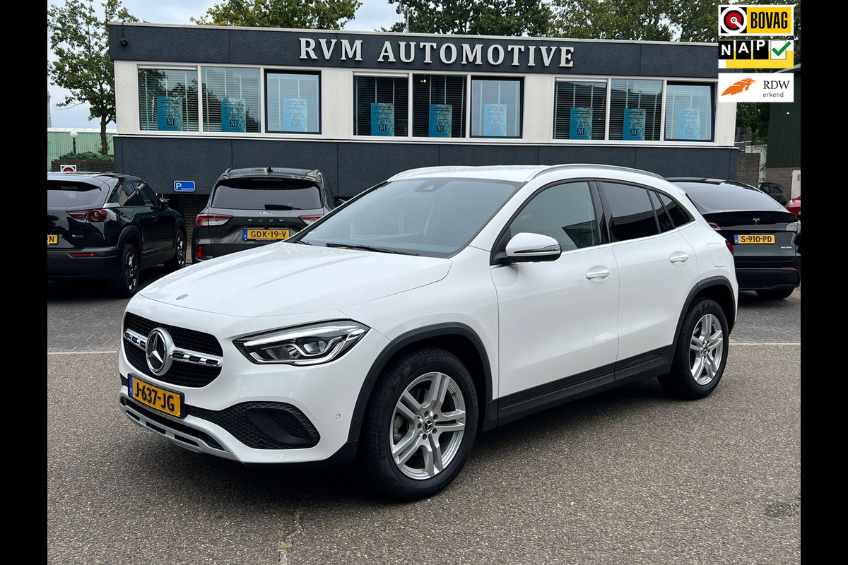 Mercedes-Benz GLA 200 Progressive VAN: 35.900,- VOOR 34.330,- UW ZOMERVOORDEEL: 1.570,- SUPER NETTE STAAT! | ORIG. NL