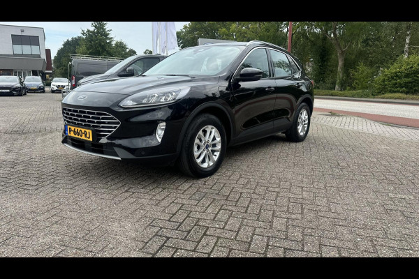 Ford Kuga 2.5 PHEV Titanium 225pk Wegklapbare Trekhaak | Cruise control | Climate control | 1.500kg Trekgewicht | Digitale cockpit