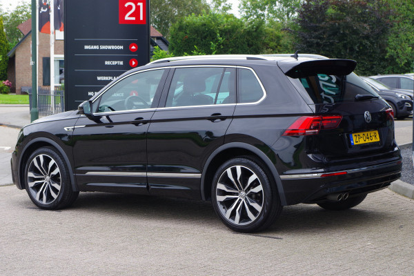 Volkswagen Tiguan 1.5 TSI 150 PK Automaa R-Line ACT Highline Business, Adap. Cruise, Digitale cockpit, Leder, LED