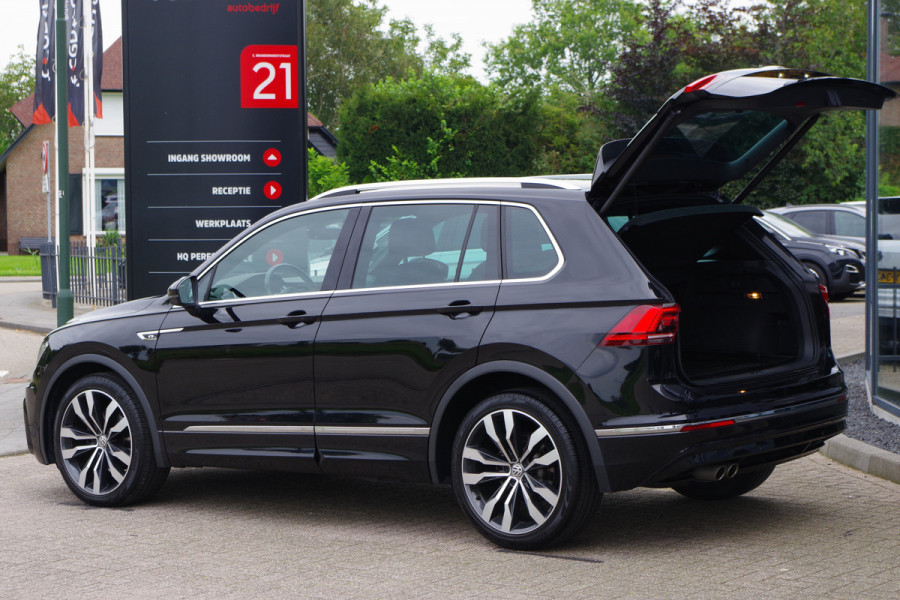 Volkswagen Tiguan 1.5 TSI 150 PK Automaa R-Line ACT Highline Business, Adap. Cruise, Digitale cockpit, Leder, LED