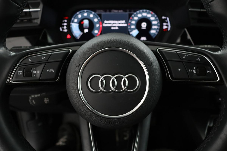 Audi A3 35 TFSI Business Edition | Carplay | Full LED | Navigatie | Sportstoelen | Climate control | Virtual Cockpit | PDC | Cruise control