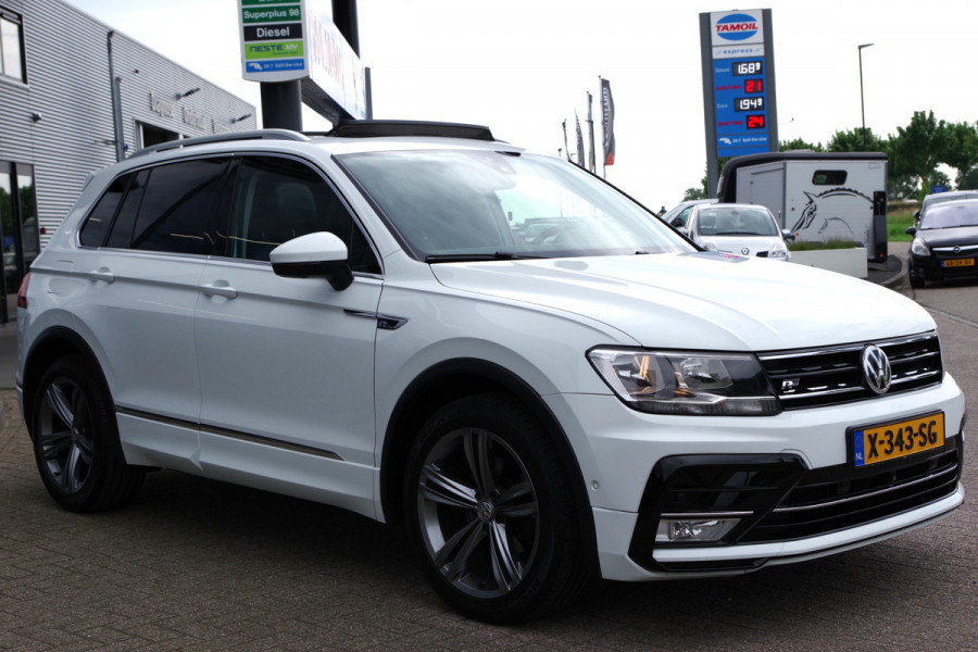 Volkswagen Tiguan 1.4 TSI 125 PK R-Line Comfortline, Panoramadak, Adap. Cruise Control, Memory-Seat, Leder, CarPlay