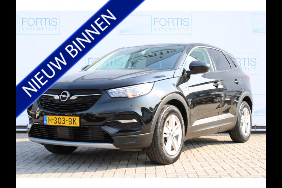 Opel Grandland X 1.2 Turbo Business Executive NL AUTO | CARPLAY | HALF LEDER | STOELVERW | STUURWIEL VERW |