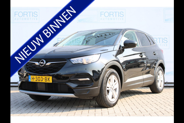 Opel Grandland X 1.2 Turbo Business Executive NL AUTO | CARPLAY | HALF LEDER | STOELVERW | STUURWIEL VERW |