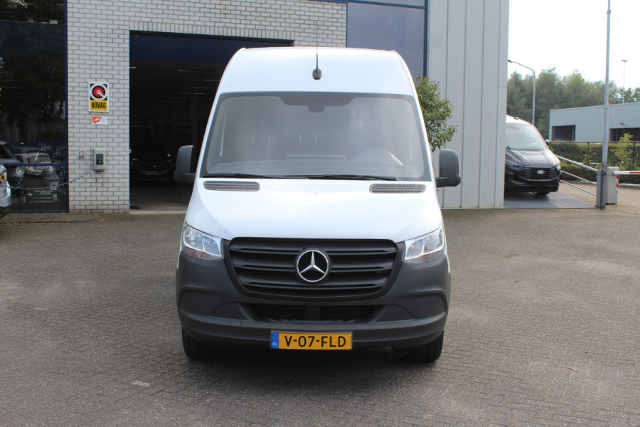 Mercedes-Benz Sprinter 316 CDI L2H2 3500kg trekhaak, MBUX met camera, Brake assyst, Etc.