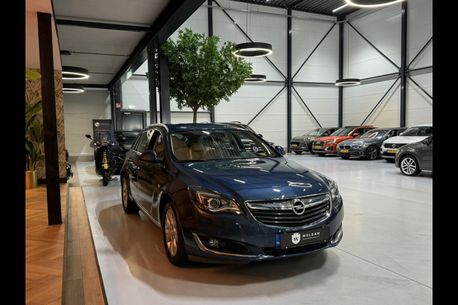 Opel Insignia Sports Tourer 1.6 T Business Executive Garantie Leder Navigatie Xenon Rijklaar