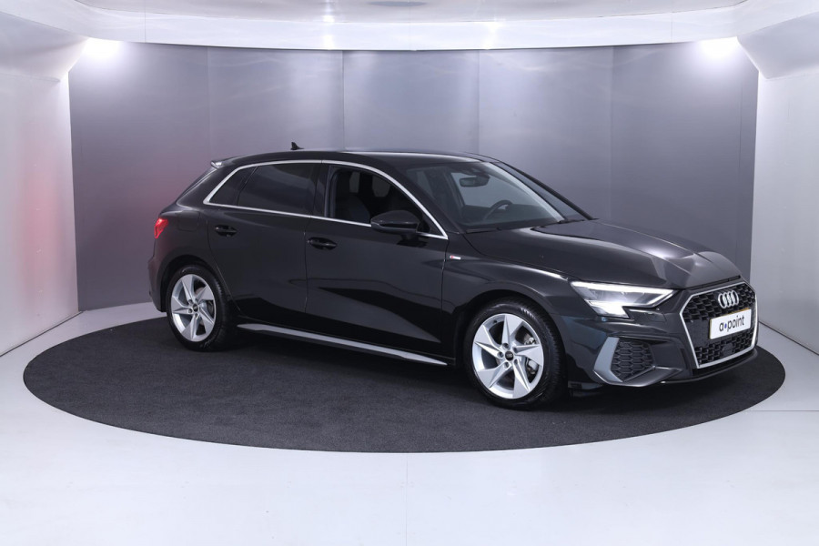 Audi A3 Sportback 30 TFSI S-line 110 pk S-tronic | Verlengde garantie | Navigatie | Parkeersensoren achter | Cruise control | Autom. airco |