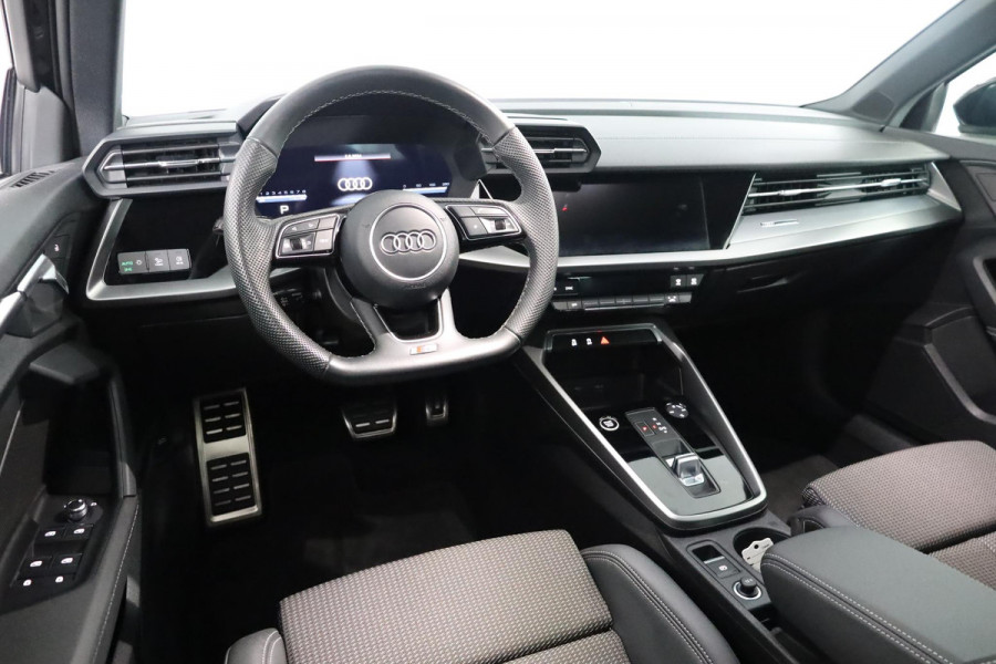 Audi A3 Sportback 30 TFSI S-line 110 pk S-tronic | Verlengde garantie | Navigatie | Parkeersensoren achter | Cruise control | Autom. airco |