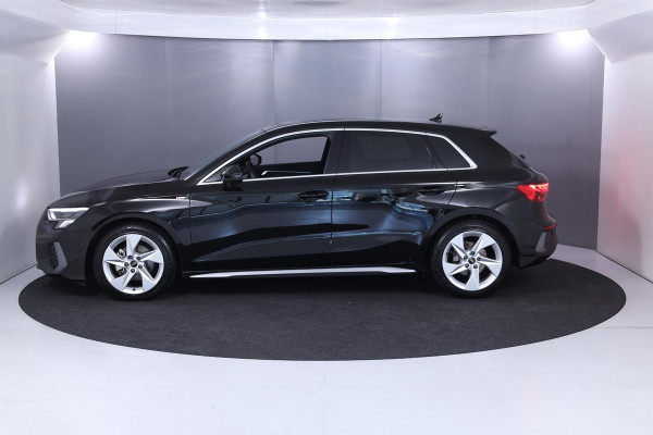 Audi A3 Sportback 30 TFSI S-line 110 pk S-tronic | Verlengde garantie | Navigatie | Parkeersensoren achter | Cruise control | Autom. airco |