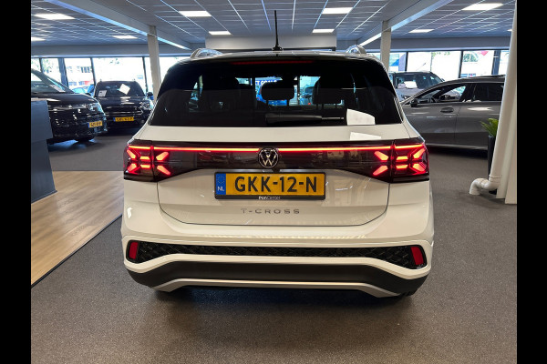 Volkswagen T-Cross 1.0 TSI R-Line,Business,IQ.,vitual cockpit,camera,clima,media