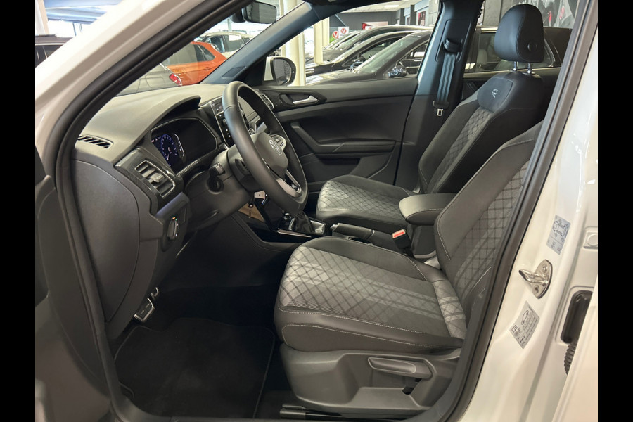 Volkswagen T-Cross 1.0 TSI R-Line,Business,IQ.,vitual cockpit,camera,clima,media