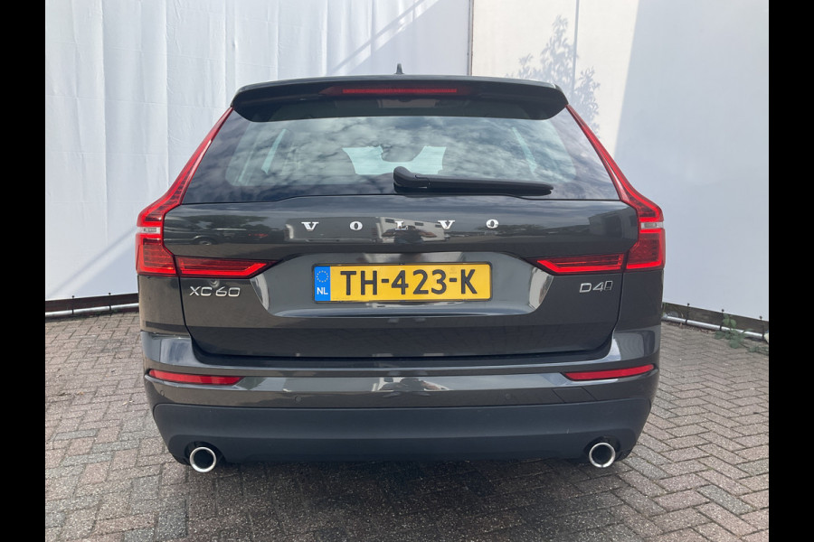 Volvo XC60 2.0 D4 AWD 191pk Nieuwstaat Apple/Android Stoelverw. 4x4