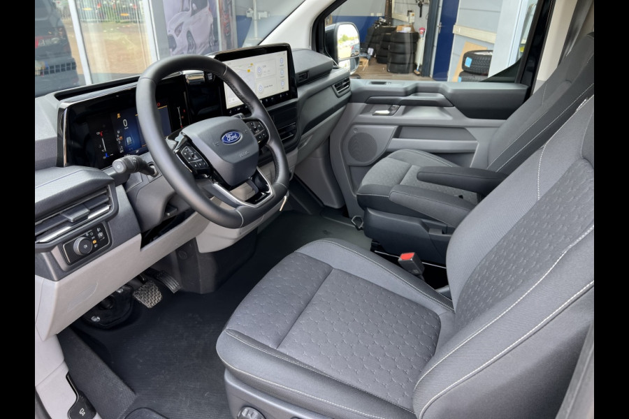 Ford Transit Custom 320 2.0 AUTOMAAT L2H1 Limited | DIT JAAR RIJDEN! |