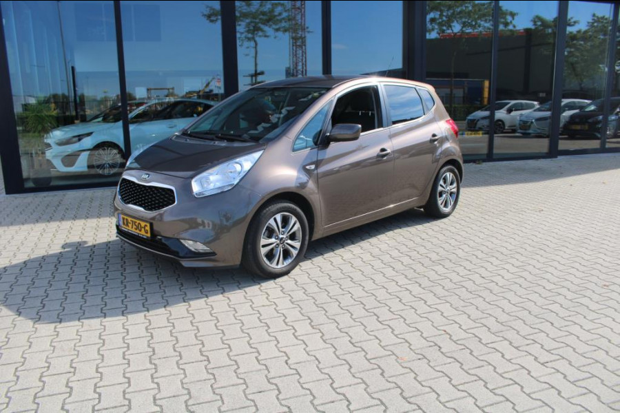 Kia Venga 1.4 CVVT DynamicPLusLine Navigatie/Camera/navigatie prijs is rijklaar incl 12 maanden bovag garantie