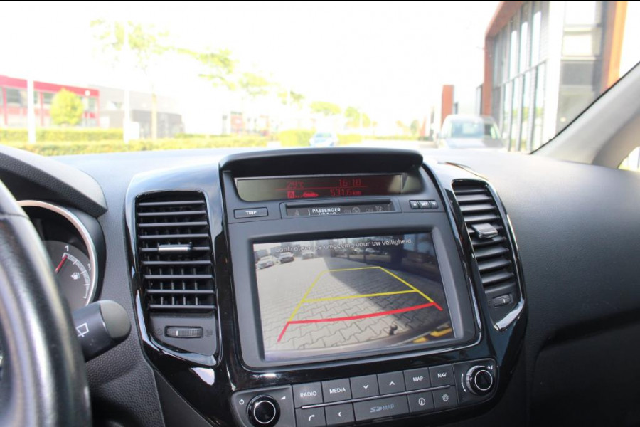 Kia Venga 1.4 CVVT DynamicPLusLine Navigatie/Camera/navigatie prijs is rijklaar incl 12 maanden bovag garantie