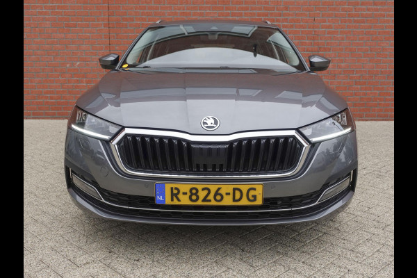 Škoda Octavia Combi 1.0 TSI 110pk Business Edition Plus Navigatie Apple Carplay/Android Auto Camera Parkeersensoren Elektrische achterklep Blind Spot Assist Adaptive Cruise Control Virtual Cockpit Stoelverwarming Ledverlichting Sfeerverlichting Climate Control