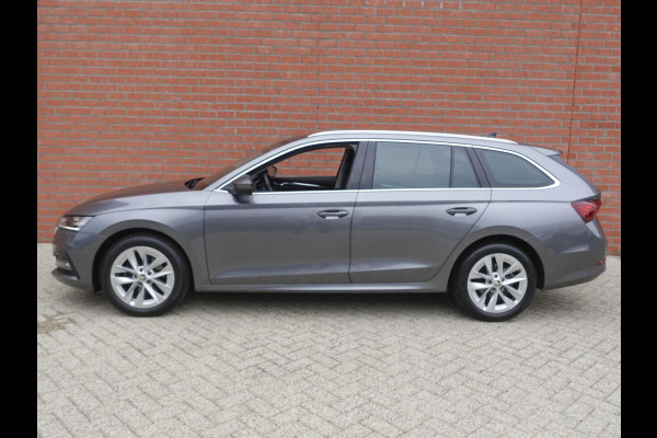 Škoda Octavia Combi 1.0 TSI 110pk Business Edition Plus Navigatie Apple Carplay/Android Auto Camera Parkeersensoren Elektrische achterklep Blind Spot Assist Adaptive Cruise Control Virtual Cockpit Stoelverwarming Ledverlichting Sfeerverlichting Climate Control