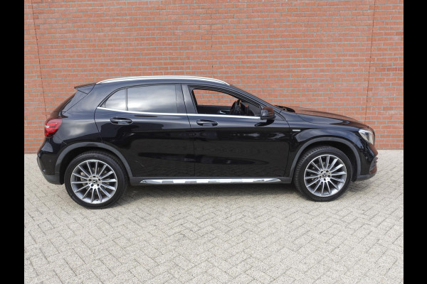 Mercedes-Benz GLA 180 Automaat AMG UrbanStyle Navigatie Climate Control Leder interieur 19"Lichtmetalen velgen