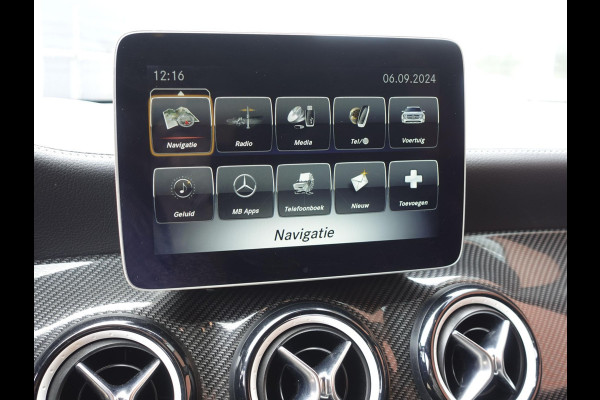 Mercedes-Benz GLA 180 Automaat AMG UrbanStyle Navigatie Climate Control Leder interieur 19"Lichtmetalen velgen