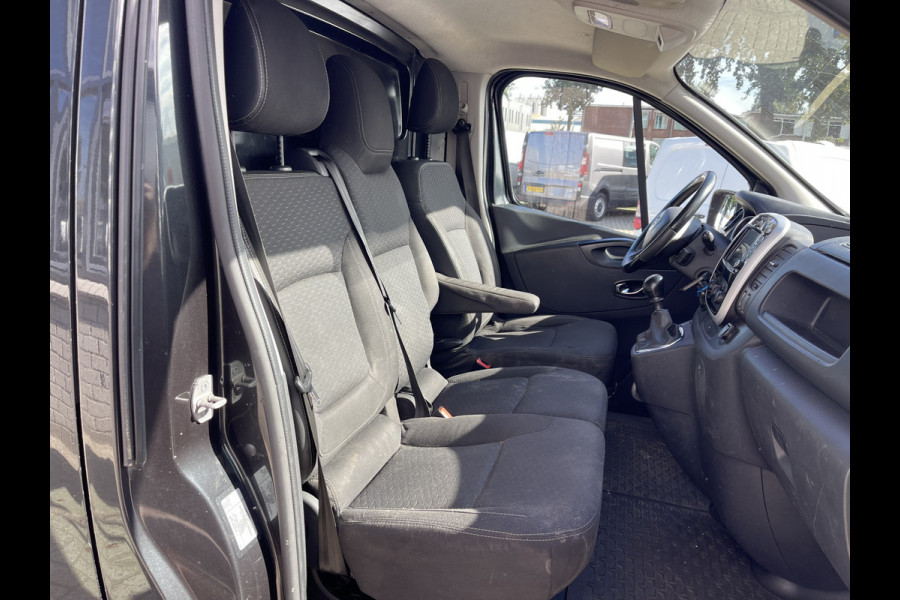 Opel Vivaro 1.6 CDTI L2H1 Edition / rijklaar € 9950 ex btw / lease vanaf € 183 / aircco / cruise / navi / trekhaak / zwart metallic / euro 6 diesel