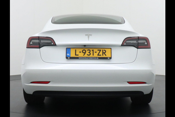 Tesla Model 3 Standard RWD Plus 60 kWh VAN 32.900,- VOOR 30.877,- ZOMERVOORDEEL: 2.023,-| FACELIFT ORG. NL. NAP KM.