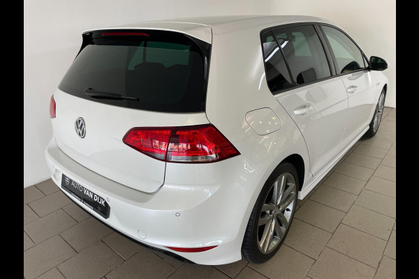 Volkswagen Golf 1.2 TSI R-Line Lounge Edition AIRCO NAVI CRUISE BLUETOOTH APPLE CARPLAY R-LINE VELGEN PRIVACYGLAS NIEUWSTAAT