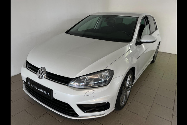 Volkswagen Golf 1.2 TSI R-Line Lounge Edition AIRCO NAVI CRUISE BLUETOOTH APPLE CARPLAY R-LINE VELGEN PRIVACYGLAS NIEUWSTAAT