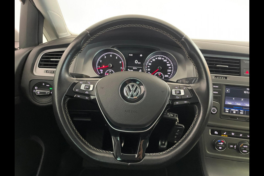 Volkswagen Golf 1.2 TSI R-Line Lounge Edition AIRCO NAVI CRUISE BLUETOOTH APPLE CARPLAY R-LINE VELGEN PRIVACYGLAS NIEUWSTAAT