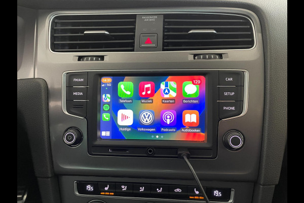 Volkswagen Golf 1.2 TSI R-Line Lounge Edition AIRCO NAVI CRUISE BLUETOOTH APPLE CARPLAY R-LINE VELGEN PRIVACYGLAS NIEUWSTAAT