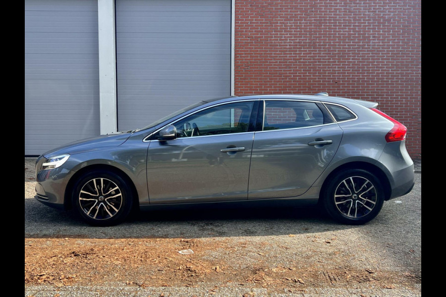 Volvo V40 2.0 D2 Nordic+ Camera | Keyless | Leder | Pano NAP