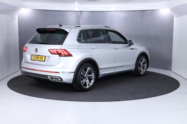 Volkswagen Tiguan 1.5 TSI R-Line Business 150 pk Automaat (DSG) | Verlengde garantie | Navigatie | Achteruitrijcamera | Parkeersensoren | Adaptieve cruise control |