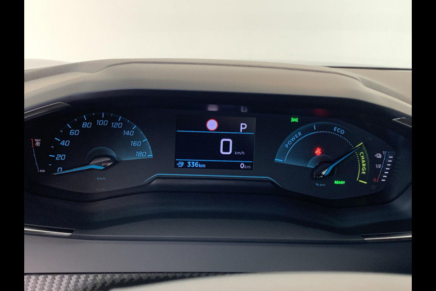 Peugeot e-208 EV Allure 50 kWh | Navigatie | Parkeersensoren achter  | Apple Carplay/Android Auto |