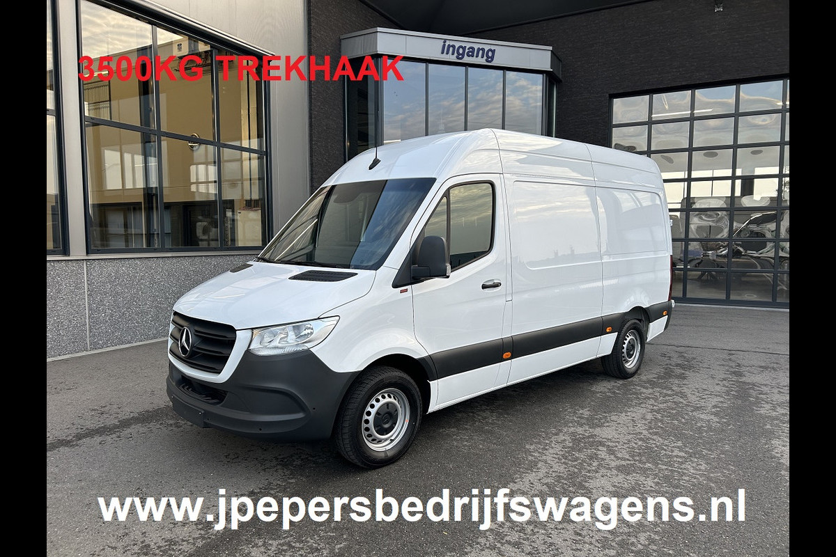 Mercedes-Benz Sprinter 317 CDI L2 H2 3500KG Trekhaak / MBUX / Camera / Carplay navigatie / Parkeersensoren / Airco / Cruise control / 270 Graden achter