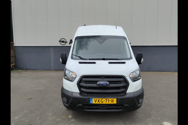 Ford Transit 350 2.0TDCI 130 pk L4H3 **PAK NU UW BPM VOORDEEL** Apple Carplay Android Navi Camera PDC-a+v Cruise Control Multi-Media-vb. Side SLECHTS 10.000 KM ! Connected services Autonomous Emergency Braking Roll Stability Control Side Bars ESP bots waarschuwing systeemStep-up-Bar Supervergrendeling Led downlight Spoorwisselassis 42.000 ex btw en bpm nieuw! Deze bus kost u nieuw in 2025 57.000 ex btw !