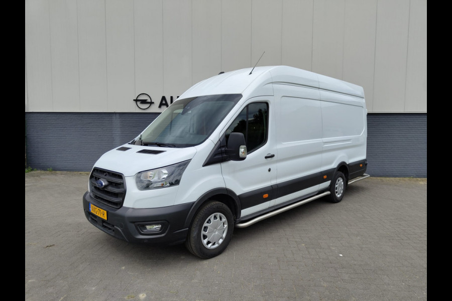 Ford Transit 350 2.0TDCI 130 pk L4H3 **PAK NU UW BPM VOORDEEL** Apple Carplay Android Navi Camera PDC-a+v Cruise Control Multi-Media-vb. Side SLECHTS 10.000 KM ! Connected services Autonomous Emergency Braking Roll Stability Control Side Bars ESP bots waarschuwing systeemStep-up-Bar Supervergrendeling Led downlight Spoorwisselassis 42.000 ex btw en bpm nieuw! Deze bus kost u nieuw in 2025 57.000 ex btw !