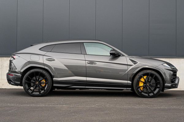 Lamborghini Urus 4.0 V8 *Keramisch / 3D Bang & Olufsen / Carbon / Panorama / Massage / Ventilatie / Surround View*