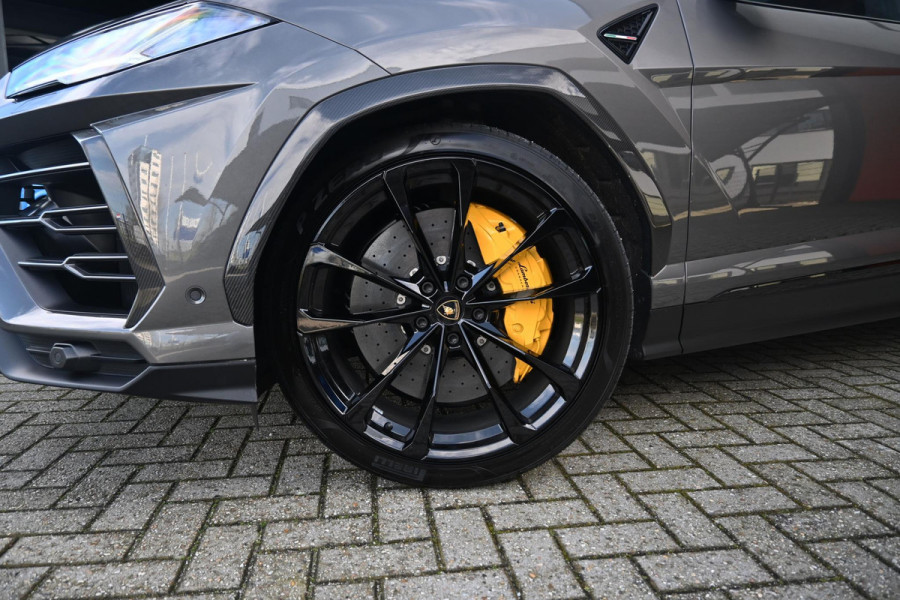 Lamborghini Urus 4.0 V8 *Keramisch / 3D Bang & Olufsen / Carbon / Panorama / Massage / Ventilatie / Surround View*