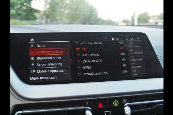 BMW 1-serie 118i Executive Edition | Automaat | Apple Carplay | Led koplampen | Navigatie | NL-Auto |