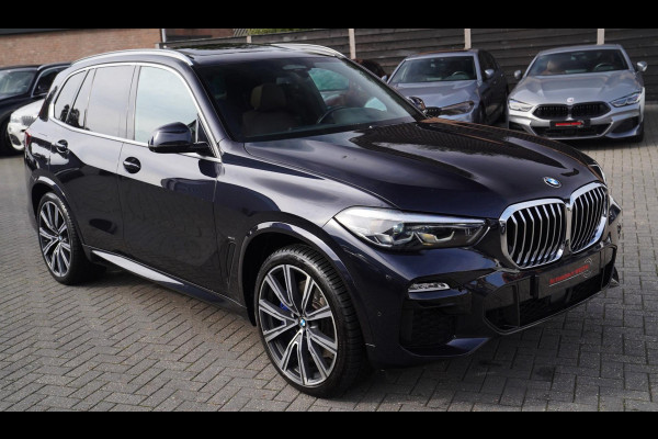 BMW X5 XDrive45e High Executive | Massage | Panorama | Luxe Leder | Stoelkoeling | Adaptieve Cruise | origineel NL | M-pakket |