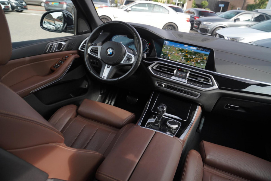 BMW X5 XDrive45e High Executive | Massage | Panorama | Luxe Leder | Stoelkoeling | Adaptieve Cruise | origineel NL | M-pakket |