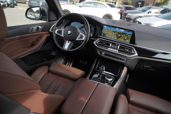 BMW X5 XDrive45e High Executive | Massage | Panorama | Luxe Leder | Stoelkoeling | Adaptieve Cruise | origineel NL | M-pakket |