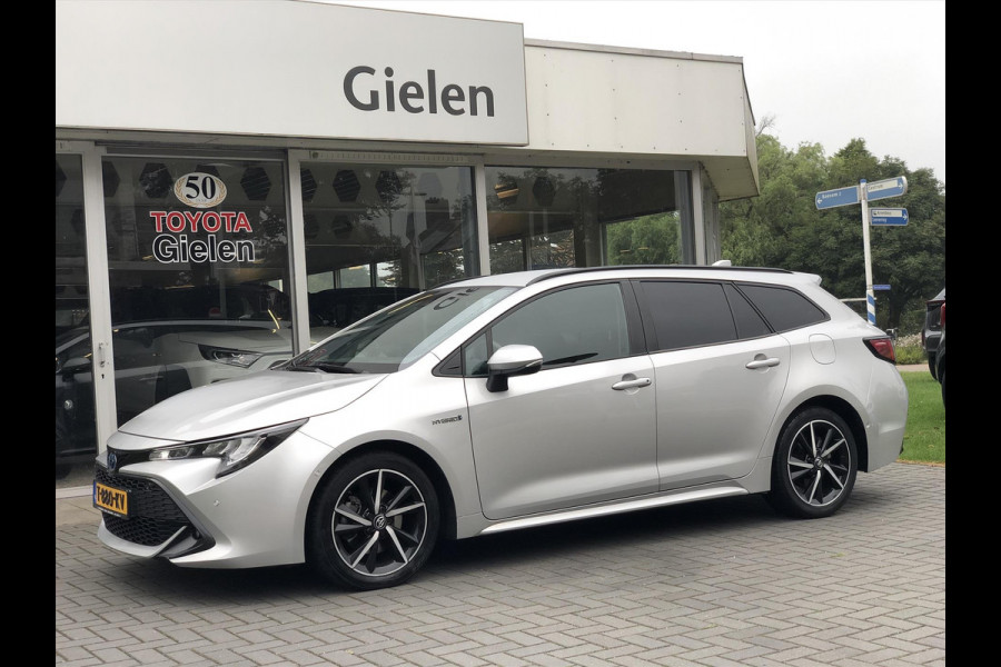 Toyota Corolla Touring Sports 2.0 Hybrid 184pk Dynamic | Navigatie, Parkeersensoren, Privacy glass, Keyless, Apple CarPlay/Android Auto, 17 inch