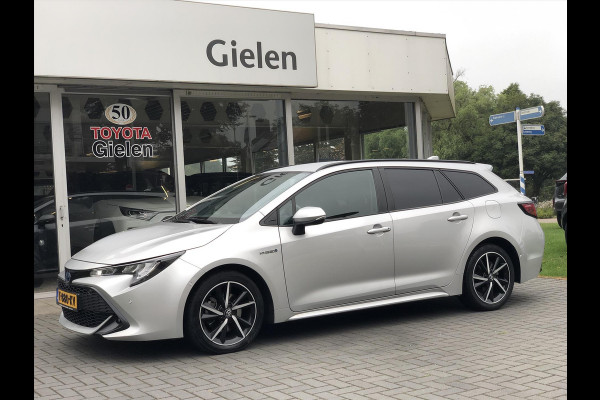 Toyota Corolla Touring Sports 2.0 Hybrid 184pk Dynamic | Navigatie, Parkeersensoren, Privacy glass, Keyless, Apple CarPlay/Android Auto, 17 inch